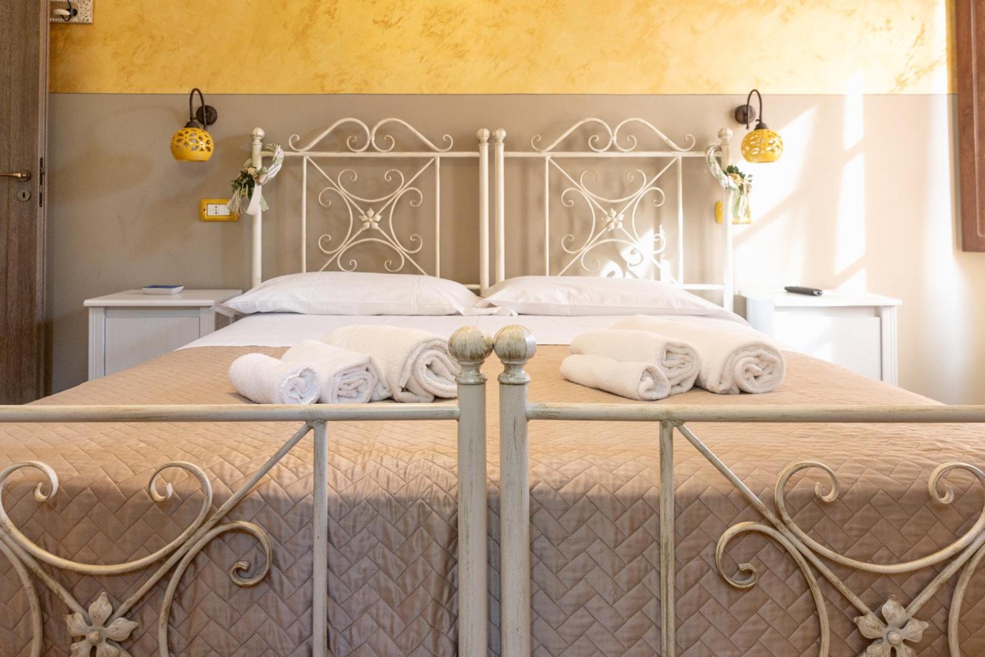 Domus Angeli Hotel Assisi Eksteriør billede